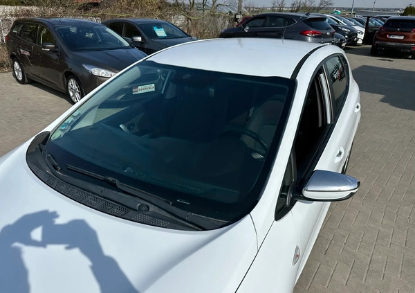 Kia Ceed cena 23900 przebieg: 216000, rok produkcji 2012 z Sianów małe 562